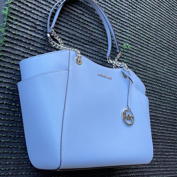 MICHAEL KORS LARGE CHAIN SHOULDER TOTE PALE BLUE COLOR - Picture 2 of 16